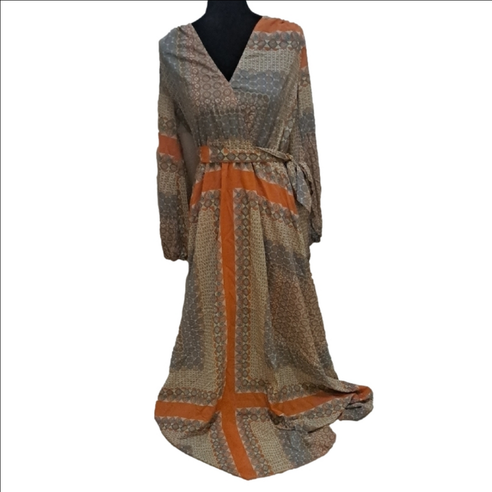 NWT Aakaa Medium LONG Two Layer Elegant Multicolor Maxi Dress